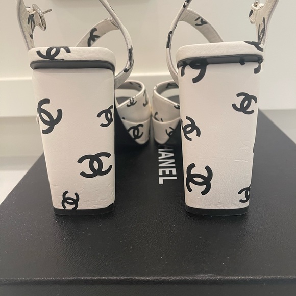Chanel Platform CC Sandals size 36 - Picture 7 of 8